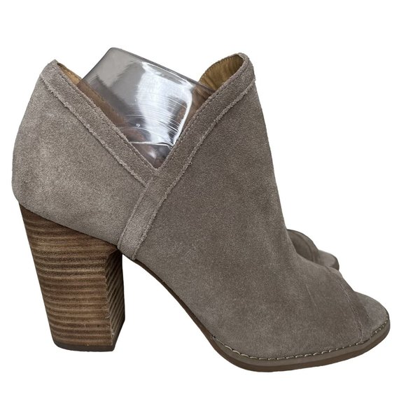 Lucky Brand Womens LP-LARETAH Taupe Peep Toe Block Heel Ankle Booties Size 8.5 M - Picture 1 of 8